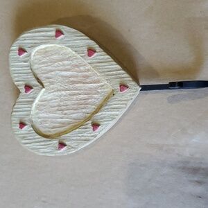 Carved resin heart hanger 4.25 X 6.5